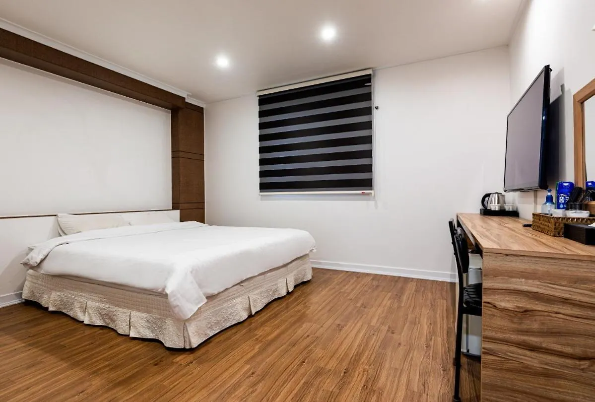 J-One Hotel 済州市