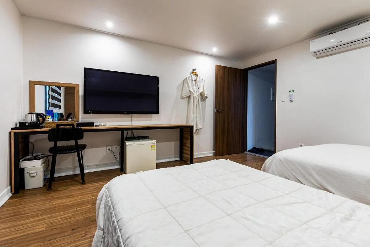 J-One Hotel Czedżu
