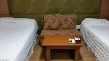 J-One Hotel Czedżu 2*,